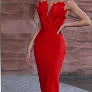 Women XL Red Bondage Midcalf Strapless Faux Ostrich Heart Design Cocktail Dress